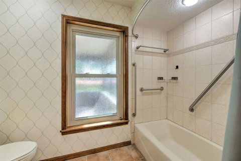 Casa en venta en Dover, Florida, 4 dormitorios, 247.21 m2 № 2156721 - foto 25