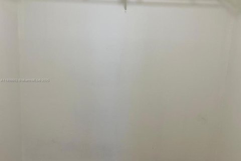 Apartment in Tamarac, Florida 1 bedroom, 69.68 sq.m. № 1967447 - photo 11