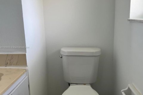 Apartment in Tamarac, Florida 1 bedroom, 69.68 sq.m. № 1967447 - photo 6