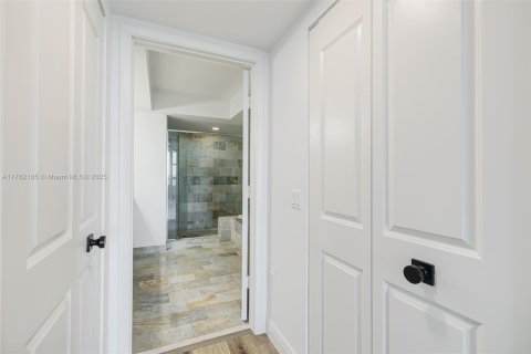 Купить кондоминиум в Санрайз, Флорида 3 спальни, 118.08м2, № 1863739 - фото 18