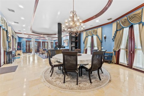 Купить виллу или дом в Форт-Лодердейл, Флорида 5 спален, 543.01м2, № 1645508 - фото 29