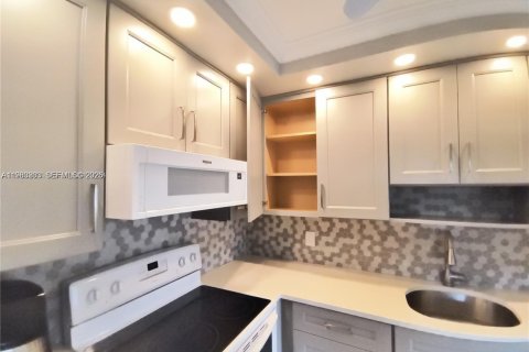 Copropriété à louer à Delray Beach, Floride: 1 chambre, 66.89 m2 № 2050008 - photo 3