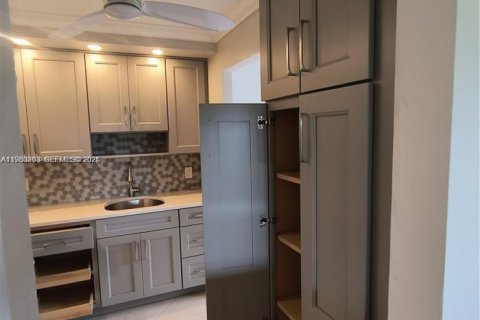 Copropriété à louer à Delray Beach, Floride: 1 chambre, 66.89 m2 № 2050008 - photo 4