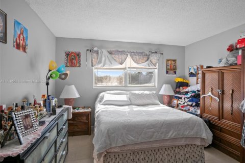 Condo in Sunrise, Florida, 2 bedrooms  № 1940581 - photo 19