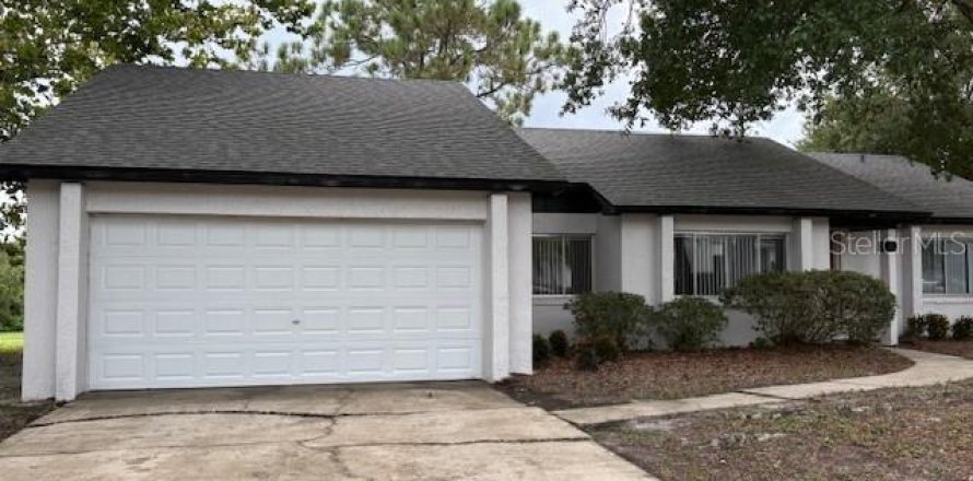 Casa en Casselberry, Florida 3 dormitorios, 149.76 m2 № 1903019