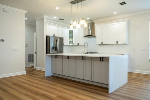 Villa ou maison à vendre à Orlando, Floride: 5 chambres, 331.38 m2 № 2306302 - photo 14