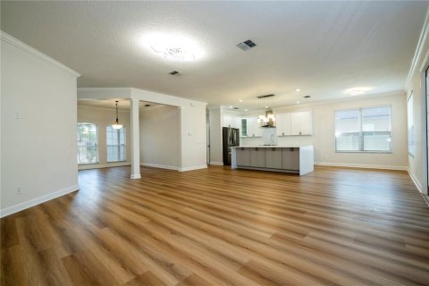Villa ou maison à vendre à Orlando, Floride: 5 chambres, 331.38 m2 № 2306302 - photo 13