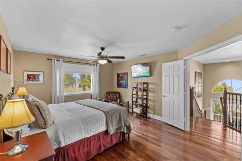 Casa en venta en Doral, Florida, 4 dormitorios, 232.07 m2 № 2041207 - foto 30