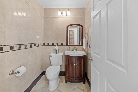 Casa en venta en Doral, Florida, 4 dormitorios, 232.07 m2 № 2041207 - foto 22