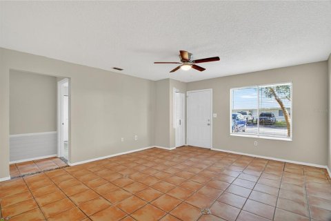 Condo in Tavares, Florida, 3 bedrooms  № 1881023 - photo 6