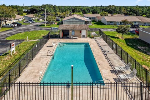 Condo in Tavares, Florida, 3 bedrooms  № 1881023 - photo 3