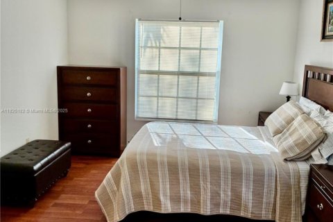 Condo in Fort Myers, Florida, 2 bedrooms  № 1794236 - photo 20
