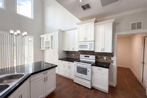 Villa ou maison à vendre à Kissimmee, Floride: 4 chambres, 246.93 m2 № 2399483 - photo 6