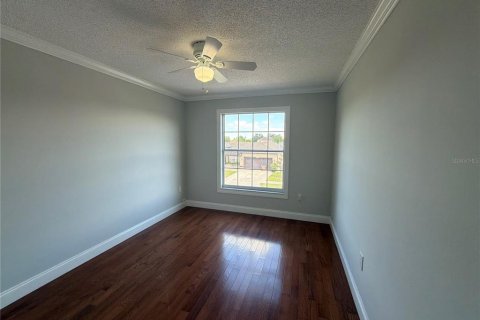 Villa ou maison à vendre à Kissimmee, Floride: 4 chambres, 246.93 m2 № 2399483 - photo 11