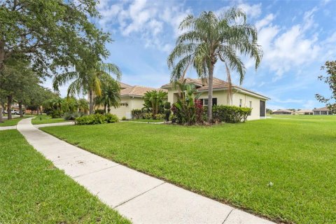 Villa ou maison à vendre à Kissimmee, Floride: 3 chambres, 168.43 m2 № 1781392 - photo 2