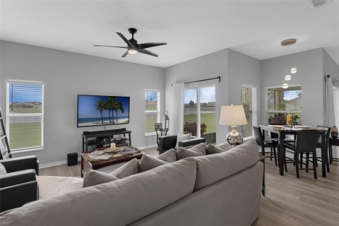 Villa ou maison à vendre à Kissimmee, Floride: 3 chambres, 168.43 m2 № 1781392 - photo 7