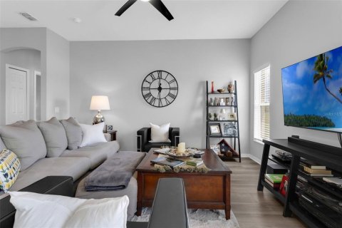 Villa ou maison à vendre à Kissimmee, Floride: 3 chambres, 168.43 m2 № 1781392 - photo 6