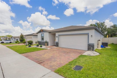 Casa en venta en Haines City, Florida, 4 dormitorios, 169.36 m2 № 1801627 - foto 2