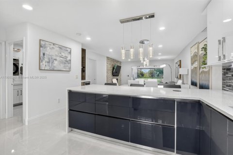 Condo in Boca Raton, Florida, 2 bedrooms  № 1951634 - photo 2