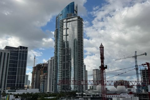 Condo in Miami, Florida, 2 bedrooms  № 2060751 - photo 29