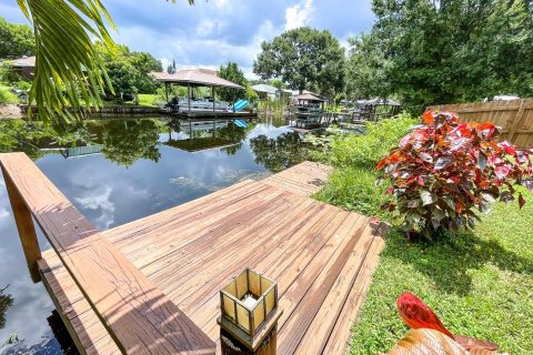 House in Lake Placid, Florida 3 bedrooms, 168.8 sq.m. № 1804018 - photo 4