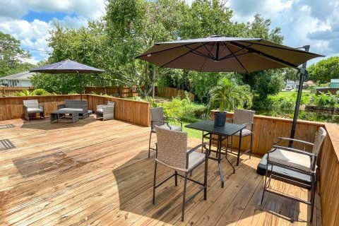 House in Lake Placid, Florida 3 bedrooms, 168.8 sq.m. № 1804018 - photo 6