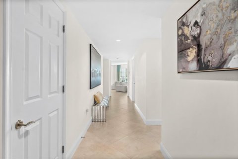 Copropriété à vendre à Holly Hill, Floride: 3 chambres, 208.01 m2 № 1544464 - photo 8