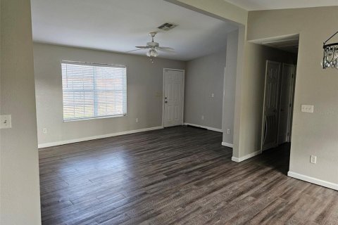 House in Bradenton, Florida 3 bedrooms, 98.1 sq.m. № 2393971 - photo 4