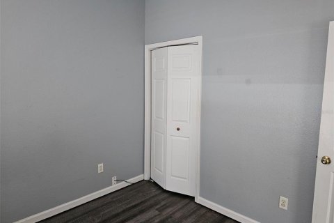 House in Bradenton, Florida 3 bedrooms, 98.1 sq.m. № 2393971 - photo 13