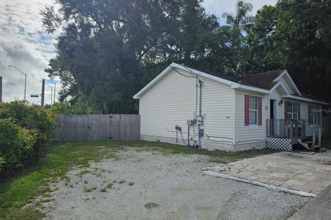 House in Bradenton, Florida 3 bedrooms, 98.1 sq.m. № 2393971 - photo 24