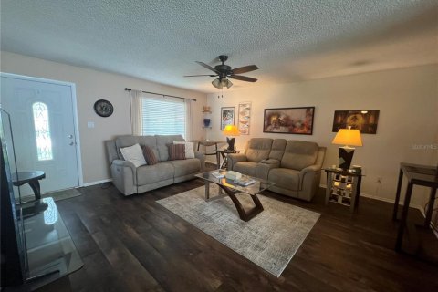 Casa en alquiler en Port Charlotte, Florida, 3 dormitorios, 106.65 m2 № 1884894 - foto 4