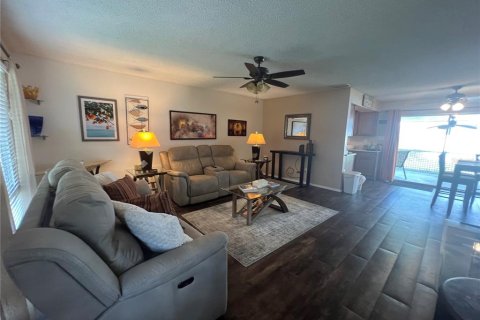 Casa en alquiler en Port Charlotte, Florida, 3 dormitorios, 106.65 m2 № 1884894 - foto 5