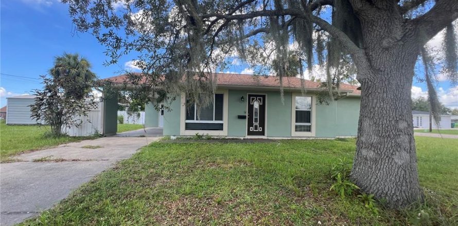 Casa en Port Charlotte, Florida 3 dormitorios, 106.65 m2 № 1884894