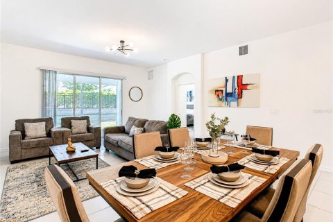 Copropriété à vendre à Davenport, Floride: 2 chambres, 128.95 m2 № 2429643 - photo 3