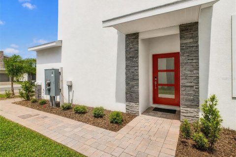 Condo à Davenport, Floride, 2 chambres № 2429643