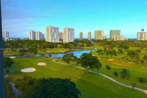Condo in Aventura, Florida, 1 bedroom  № 2086780 - photo 21