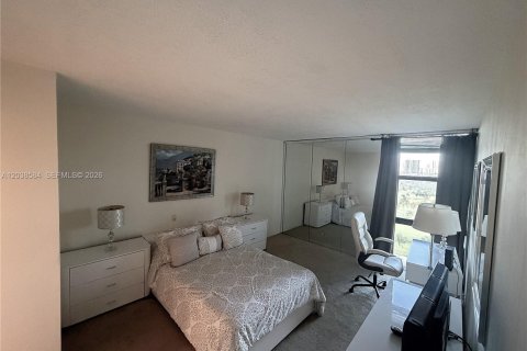 Condo in Aventura, Florida, 1 bedroom  № 2086780 - photo 11