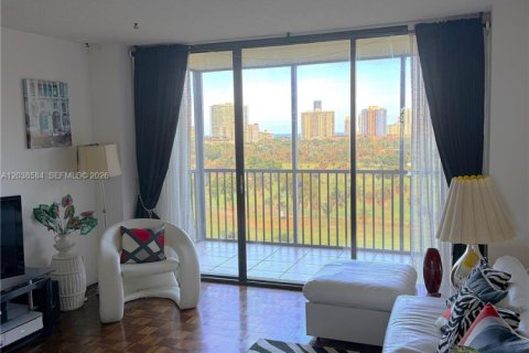 Condo in Aventura, Florida, 1 bedroom  № 2086780 - photo 15