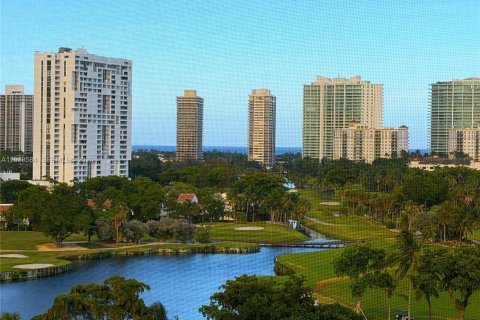Condo in Aventura, Florida, 1 bedroom  № 2086780 - photo 2