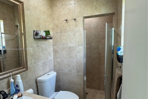 Condominio en venta en Bay Harbor Islands, Florida, 3 dormitorios, 121.61 m2 № 1993901 - foto 8