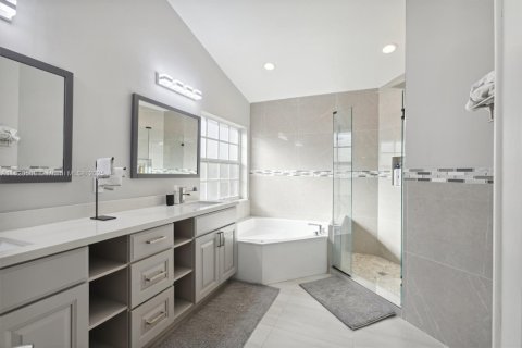 Casa en venta en Weston, Florida, 5 dormitorios, 241.92 m2 № 1790492 - foto 30