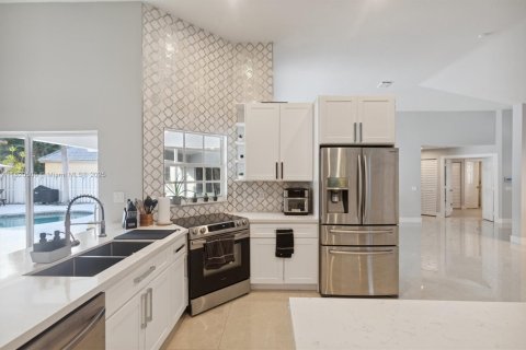 Casa en venta en Weston, Florida, 5 dormitorios, 241.92 m2 № 1790492 - foto 13
