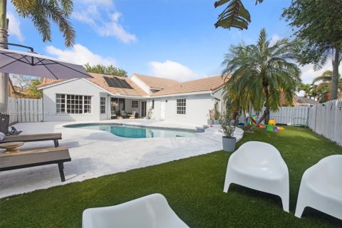 Casa en venta en Weston, Florida, 5 dormitorios, 241.92 m2 № 1790492 - foto 22