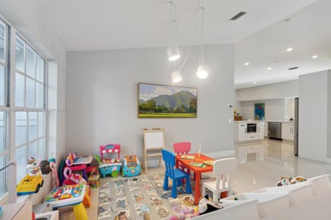 Casa en venta en Weston, Florida, 5 dormitorios, 241.92 m2 № 1790492 - foto 9