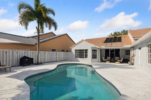 Casa en venta en Weston, Florida, 5 dormitorios, 241.92 m2 № 1790492 - foto 2