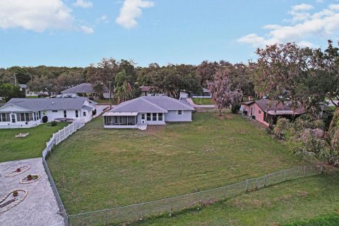 Villa ou maison à vendre à New Port Richey, Floride: 3 chambres, 178.37 m2 № 2129055 - photo 2