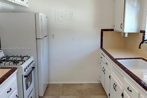 Apartamento en alquiler en Miami Beach, Florida, 1 dormitorio, 78.97 m2 № 1995163 - foto 7