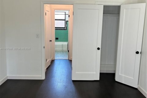 Apartamento en alquiler en Miami Beach, Florida, 1 dormitorio, 78.97 m2 № 1995163 - foto 23