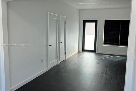 Apartamento en alquiler en Miami Beach, Florida, 1 dormitorio, 78.97 m2 № 1995163 - foto 5