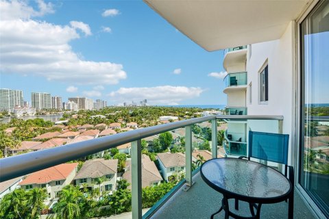 Condo in Sunny Isles Beach, Florida, 1 bedroom  № 2316059 - photo 19